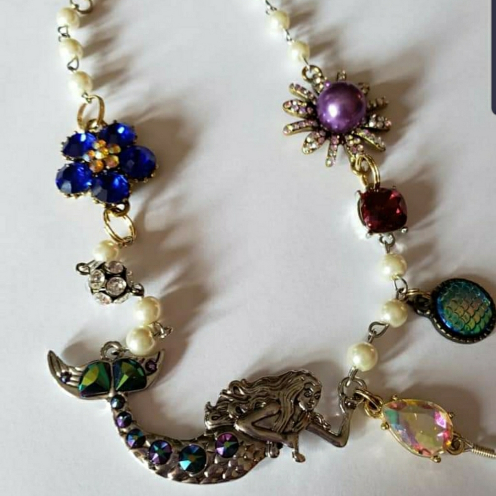 Swarovski pendant necklace
